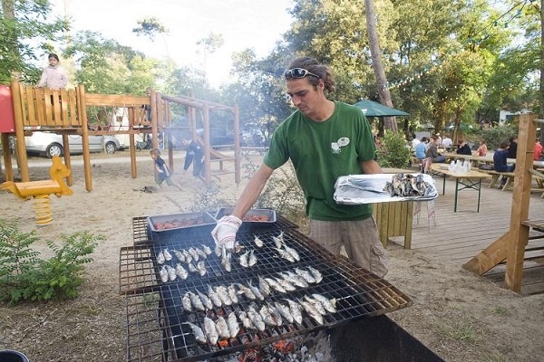 /campings/francia/poitou-charentes/charente-maritima/Huttopia Oléron Les Pisn/camping-oleron-les-pins-1483056315-xl.jpg